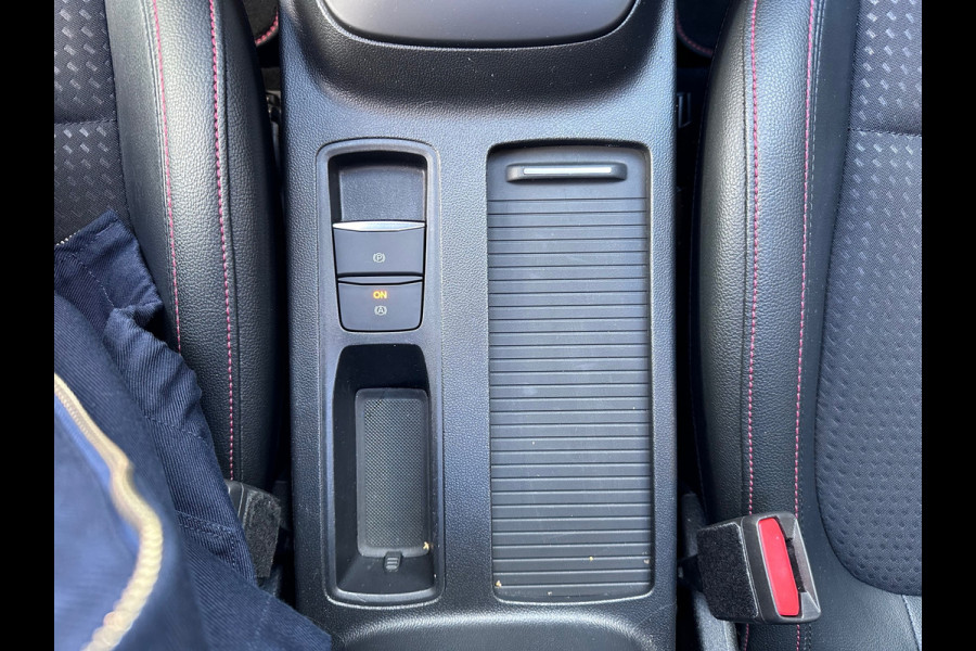 Ford Focus 1.0 EcoBoost ST Line Business B&O / ACC / PANO / LANE / ORG NL