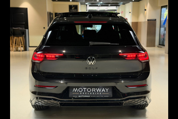 Volkswagen Golf 1.5 eTSI R-Line Edition|Pano|Matrix|Keyless|360|Sfeerverlichting|