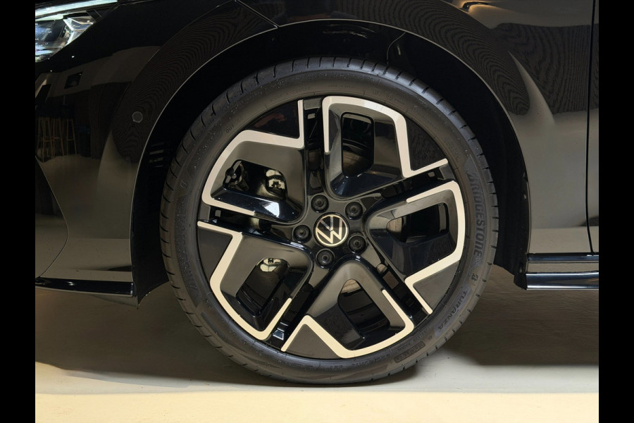 Volkswagen Golf 1.5 eTSI R-Line Edition|Pano|Matrix|Keyless|360|Sfeerverlichting|