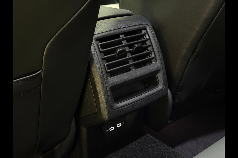 Volkswagen Golf 1.5 eTSI R-Line Edition|Pano|Matrix|Keyless|360|Sfeerverlichting|