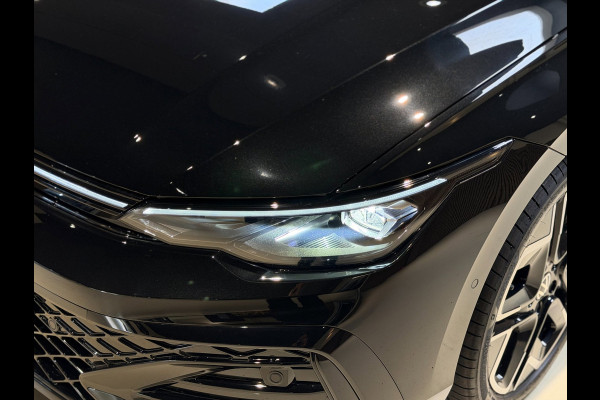 Volkswagen Golf 1.5 eTSI R-Line Edition|Pano|Matrix|Keyless|360|Sfeerverlichting|
