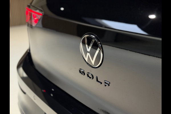 Volkswagen Golf 1.5 eTSI R-Line Edition|Pano|Matrix|Keyless|360|Sfeerverlichting|