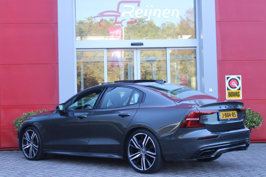 Volvo S60 2.0 B5 250PK AUTOMAAT R-DESIGN 20'' | PANORAMISCH SCHUIF/KANTELDAK | PREMIUM AUDIO BY HARMAN KARDON | 20" 5-TRIPPLE SPAAKS BLACK/DIAMAND CUT LICHTMETALEN VELGEN | BLINDSPOT INFOMATION SYSTEM (BLIS) | VERWARMDE VOORRUIT |VERWARMDE AQUABLADE RUITENWISSERBLADEN | PILOT ASSIST | APPLE CARPLAY / ANDROID AUTO | DODEHOEKDETECTIE |  ADAPTIEVE CRUISECONTROL | R-DESIGN BEKLEDING MET NAPPA LEDER I.C.M. OPEN GRID TEXTIEL | ELEKTRISCH VERSTELBARE CONTOUR STOELEN (SPORTSTOELEN) MET GEHEUGEN OP BEIDE VOORSTOELEN (POWERSEATS) |VERWARMDE VOORSTOELEN EN ACHTERBANK | VERWARMD STUURWIEL |