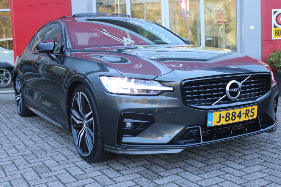 Volvo S60 2.0 B5 250PK AUTOMAAT R-DESIGN 20'' | PANORAMISCH SCHUIF/KANTELDAK | PREMIUM AUDIO BY HARMAN KARDON | 20" 5-TRIPPLE SPAAKS BLACK/DIAMAND CUT LICHTMETALEN VELGEN | BLINDSPOT INFOMATION SYSTEM (BLIS) | VERWARMDE VOORRUIT |VERWARMDE AQUABLADE RUITENWISSERBLADEN | PILOT ASSIST | APPLE CARPLAY / ANDROID AUTO | DODEHOEKDETECTIE |  ADAPTIEVE CRUISECONTROL | R-DESIGN BEKLEDING MET NAPPA LEDER I.C.M. OPEN GRID TEXTIEL | ELEKTRISCH VERSTELBARE CONTOUR STOELEN (SPORTSTOELEN) MET GEHEUGEN OP BEIDE VOORSTOELEN (POWERSEATS) |VERWARMDE VOORSTOELEN EN ACHTERBANK | VERWARMD STUURWIEL |