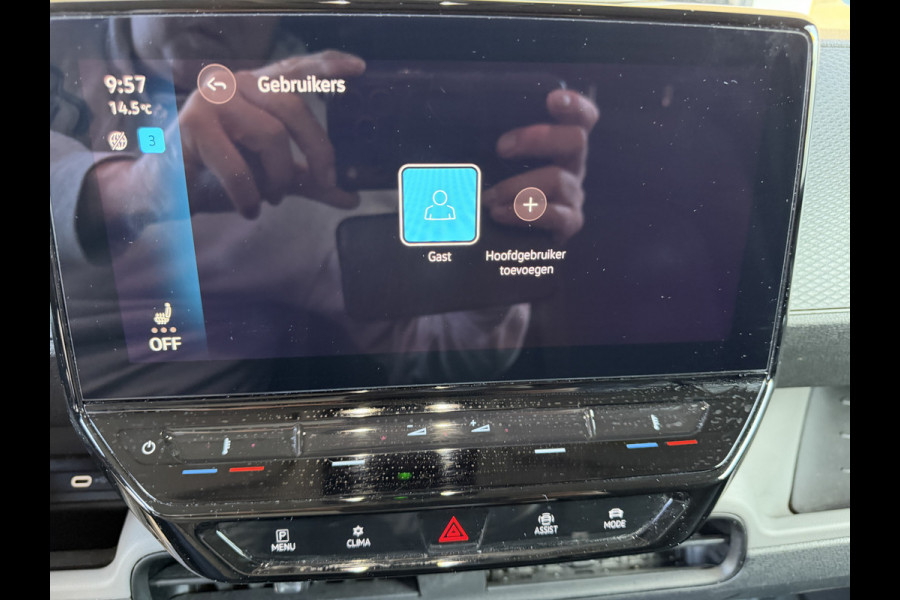 Volkswagen ID. Buzz Cargo Business 77 kWh 204 PK WLTP 408 SOH 99% Achteruitrijcamera/CarPlay/Stoelverwarming