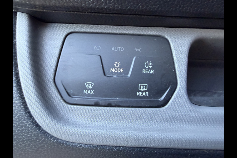 Volkswagen ID. Buzz Cargo Business 77 kWh 204 PK WLTP 408 SOH 99% Achteruitrijcamera/CarPlay/Stoelverwarming