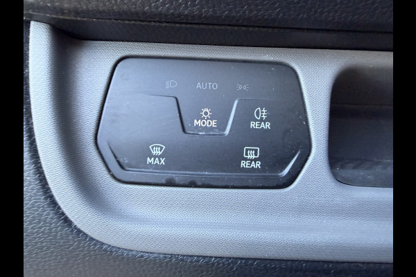 Volkswagen ID. Buzz Cargo Business 77 kWh 204 PK WLTP 408 SOH 99% Achteruitrijcamera/CarPlay/Stoelverwarming