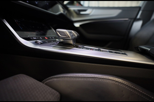 Audi A6 Avant 55 TFSI e Quattro RS6 Look / Head Up / B & O / Elek Stoelen / Memory / Acc / F1 / Lane Assist / Open Pano / 22 Inch