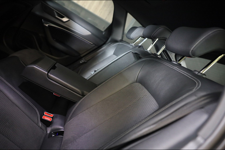 Audi A6 Avant 55 TFSI e Quattro RS6 Look / Head Up / B & O / Elek Stoelen / Memory / Acc / F1 / Lane Assist / Open Pano / 22 Inch