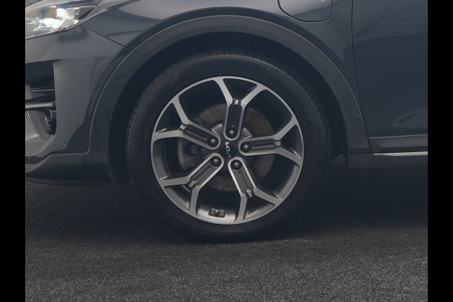 Kia Xceed 1.6 GDi PHEV ExecutiveLine 141pk | Panodak | Adaptive Cruise | Camera | Lederen Sportstoelen Memory & Ventilatie | Stoelen & Stuur Verwarmd | Keyless | BLIS | Apple Carplay | Navigatie | DAB | Plug In Hybrid |