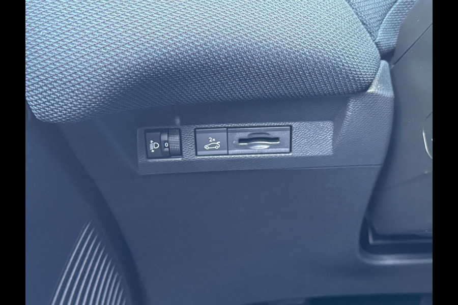 Citroën C5 Aircross Business 74 kWh | Tot 8 jaar garantie | Pack Techno | Warmtepomp | Prijs is rijklaar