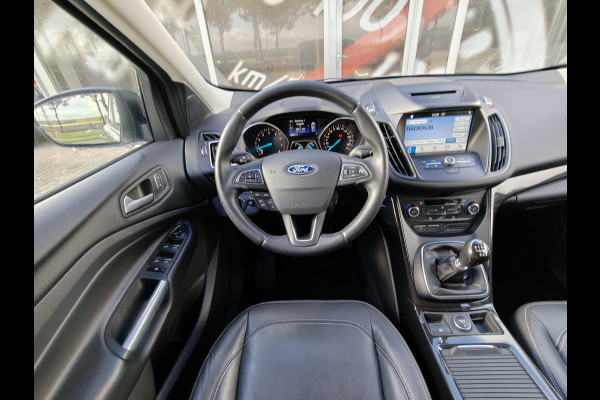 Ford Kuga 1.5 EcoBoost Titanium / Keyless / Trekhaak (2000kg) / Navi / Carplay