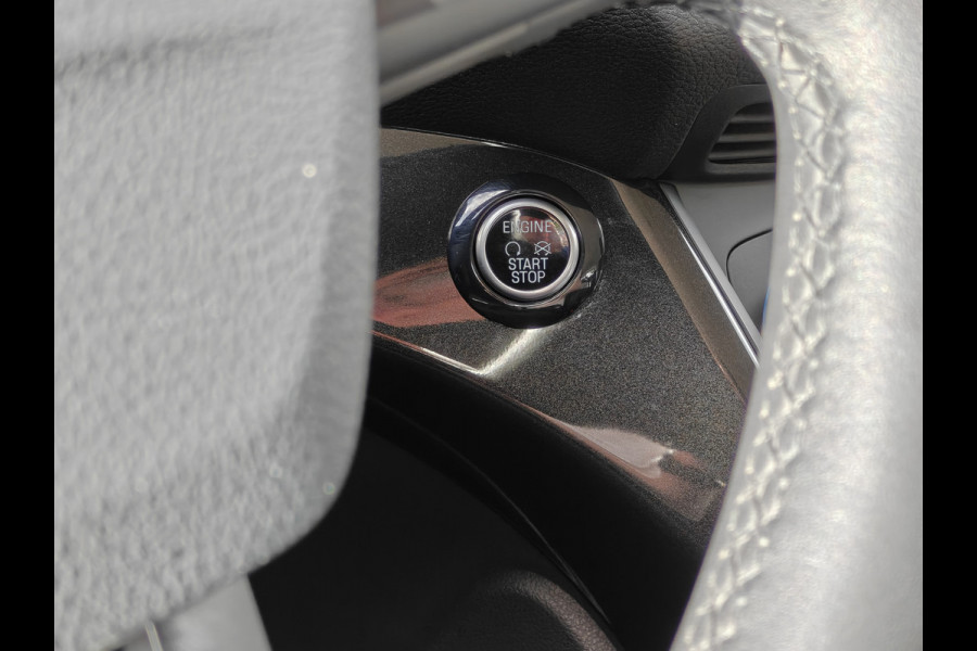 Ford Kuga 1.5 EcoBoost Titanium / Keyless / Trekhaak (2000kg) / Navi / Carplay