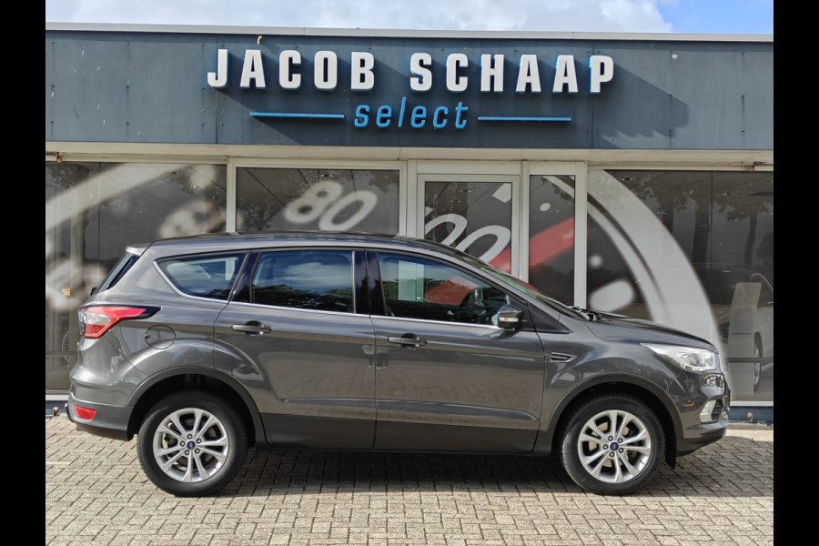 Ford Kuga 1.5 EcoBoost Titanium / Keyless / Trekhaak (2000kg) / Navi / Carplay