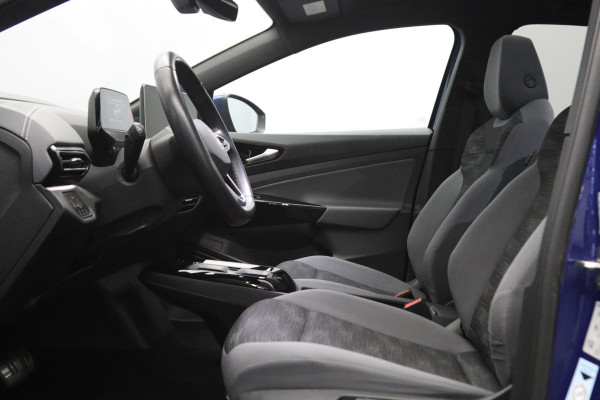 Volkswagen ID.5 Pro Business Plus 77 kWh 286 PK, SOH 97 %, Winterpakket, Panoramadak, Warmtepomp, Adap. Cruise Control, Camera