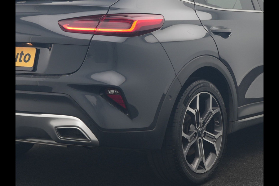 Kia Xceed 1.6 GDi PHEV ExecutiveLine 141pk | Panodak | Adaptive Cruise | Camera | Lederen Sportstoelen Memory & Ventilatie | Stoelen & Stuur Verwarmd | Keyless | BLIS | Apple Carplay | Navigatie | DAB | Plug In Hybrid |
