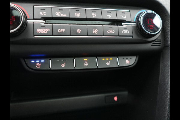 Kia Xceed 1.6 GDi PHEV ExecutiveLine 141pk | Panodak | Adaptive Cruise | Camera | Lederen Sportstoelen Memory & Ventilatie | Stoelen & Stuur Verwarmd | Keyless | BLIS | Apple Carplay | Navigatie | DAB | Plug In Hybrid |