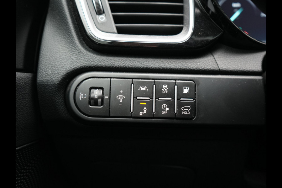 Kia Xceed 1.6 GDi PHEV ExecutiveLine 141pk | Panodak | Adaptive Cruise | Camera | Lederen Sportstoelen Memory & Ventilatie | Stoelen & Stuur Verwarmd | Keyless | BLIS | Apple Carplay | Navigatie | DAB | Plug In Hybrid |
