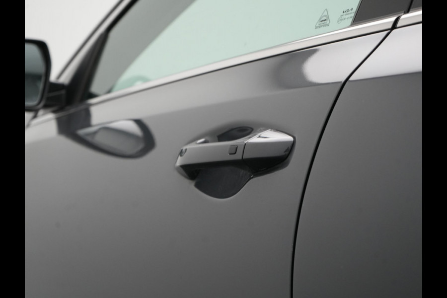 Kia Xceed 1.6 GDi PHEV ExecutiveLine 141pk | Panodak | Adaptive Cruise | Camera | Lederen Sportstoelen Memory & Ventilatie | Stoelen & Stuur Verwarmd | Keyless | BLIS | Apple Carplay | Navigatie | DAB | Plug In Hybrid |