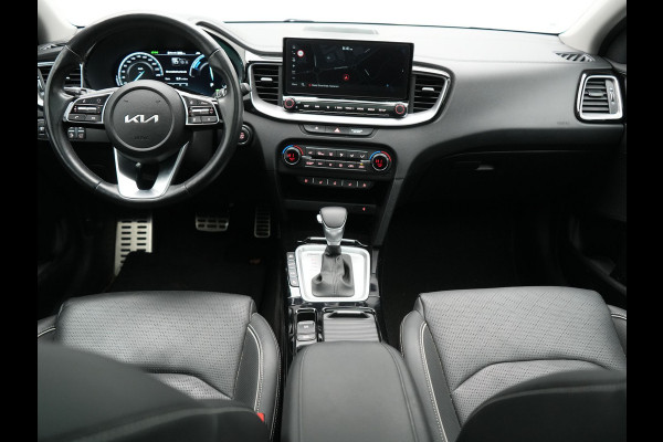 Kia Xceed 1.6 GDi PHEV ExecutiveLine 141pk | Panodak | Adaptive Cruise | Camera | Lederen Sportstoelen Memory & Ventilatie | Stoelen & Stuur Verwarmd | Keyless | BLIS | Apple Carplay | Navigatie | DAB | Plug In Hybrid |