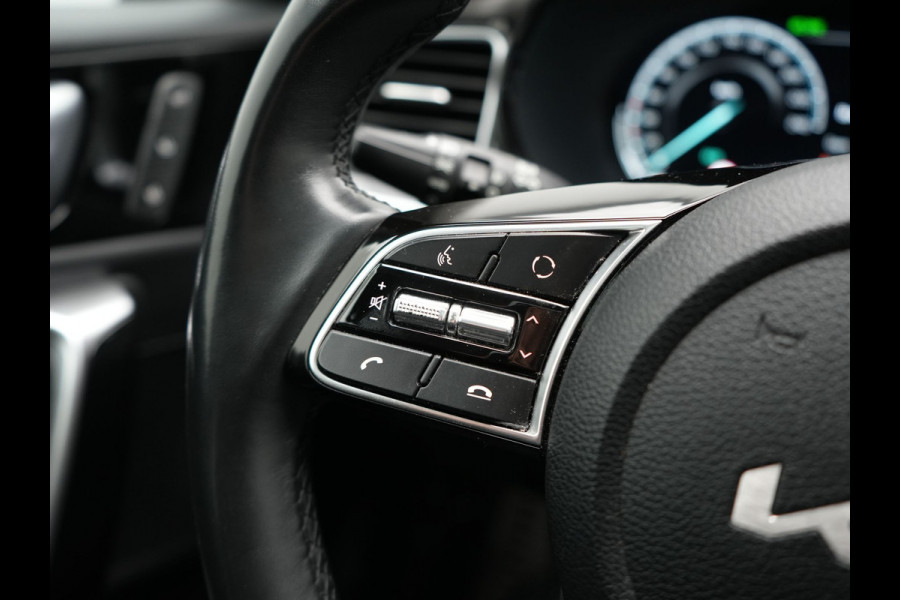 Kia Xceed 1.6 GDi PHEV ExecutiveLine 141pk | Panodak | Adaptive Cruise | Camera | Lederen Sportstoelen Memory & Ventilatie | Stoelen & Stuur Verwarmd | Keyless | BLIS | Apple Carplay | Navigatie | DAB | Plug In Hybrid |