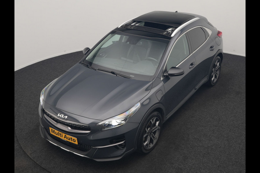 Kia Xceed 1.6 GDi PHEV ExecutiveLine 141pk | Panodak | Adaptive Cruise | Camera | Lederen Sportstoelen Memory & Ventilatie | Stoelen & Stuur Verwarmd | Keyless | BLIS | Apple Carplay | Navigatie | DAB | Plug In Hybrid |