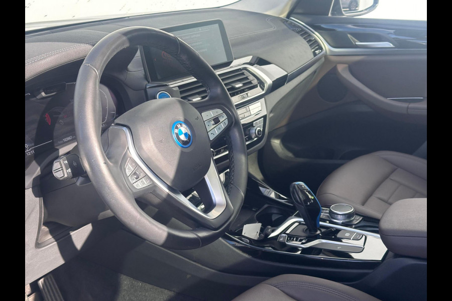 BMW iX3 Executive 80 kWh NL-AUTO | PANODAK | TREKHAAK| SOH 97,3%