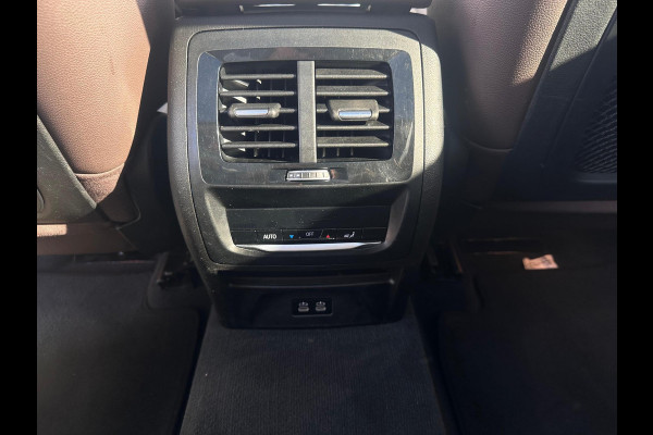 BMW iX3 Executive 80 kWh NL-AUTO | PANODAK | TREKHAAK| SOH 97,3%