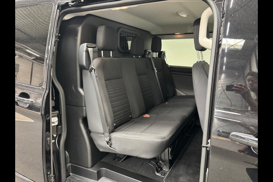 Ford Transit Custom 300 2.0 TDCI L2H1 Limited Dubbele Cabine Automaat Navi Airco 2 Schuifdeuren Trekhaak Parkeersensoren Carplay
