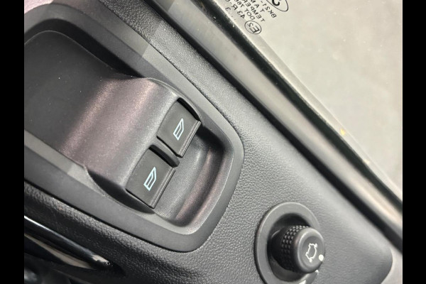 Ford Transit Custom 300 2.0 TDCI L2H1 Limited Dubbele Cabine Automaat Navi Airco 2 Schuifdeuren Trekhaak Parkeersensoren Carplay