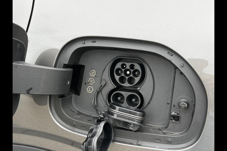 GEELY E2 Max 47 kWh 115 PK | VOORRAAD! | 345 Km actieradius | Verwarmbare voorstoelen en stuurwiel | Achteruitrijcamera en parkeersensoren achter | 8,8" digitaal instrumentenpaneel en 14,6" multimediascherm met Flyme Auto