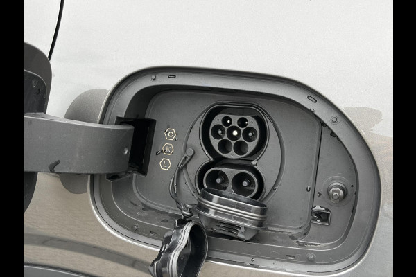 GEELY E2 Max 47 kWh 115 PK | VOORRAAD! | 345 Km actieradius | Verwarmbare voorstoelen en stuurwiel | Achteruitrijcamera en parkeersensoren achter | 8,8" digitaal instrumentenpaneel en 14,6" multimediascherm met Flyme Auto