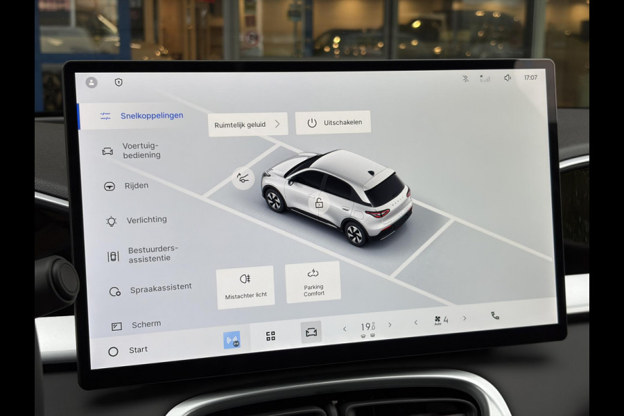 GEELY E2 Max 47 kWh 115 PK | VOORRAAD! | 345 Km actieradius | Verwarmbare voorstoelen en stuurwiel | Achteruitrijcamera en parkeersensoren achter | 8,8" digitaal instrumentenpaneel en 14,6" multimediascherm met Flyme Auto