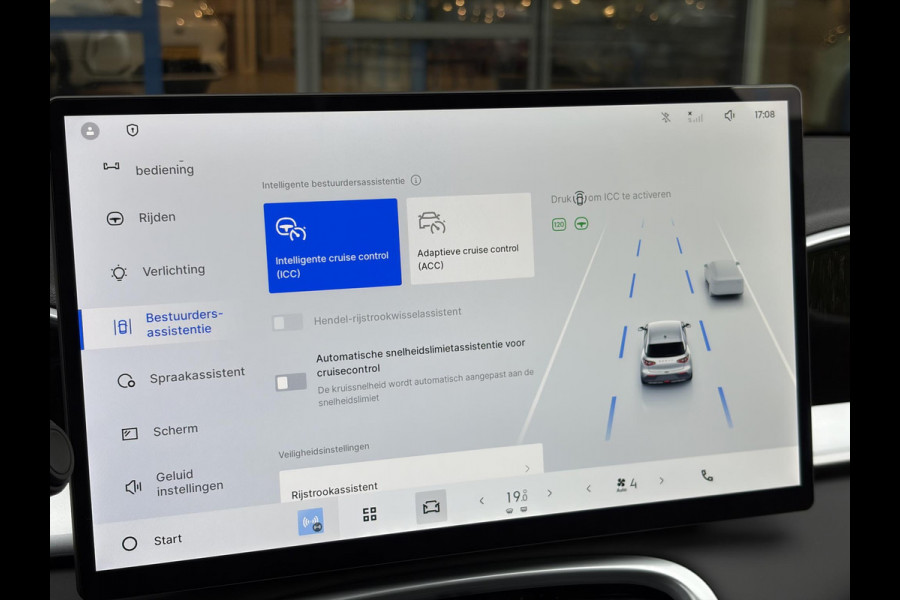 GEELY E2 Max 47 kWh 115 PK | VOORRAAD! | 345 Km actieradius | Verwarmbare voorstoelen en stuurwiel | Achteruitrijcamera en parkeersensoren achter | 8,8" digitaal instrumentenpaneel en 14,6" multimediascherm met Flyme Auto