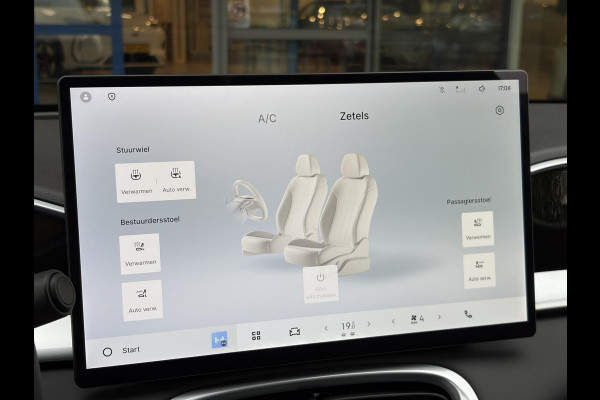 GEELY E2 Max 47 kWh 115 PK | VOORRAAD! | 345 Km actieradius | Verwarmbare voorstoelen en stuurwiel | Achteruitrijcamera en parkeersensoren achter | 8,8" digitaal instrumentenpaneel en 14,6" multimediascherm met Flyme Auto