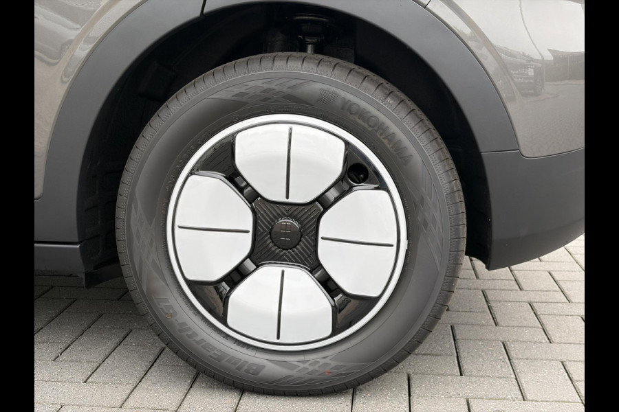 GEELY E2 Max 47 kWh 115 PK | VOORRAAD! | 345 Km actieradius | Verwarmbare voorstoelen en stuurwiel | Achteruitrijcamera en parkeersensoren achter | 8,8" digitaal instrumentenpaneel en 14,6" multimediascherm met Flyme Auto