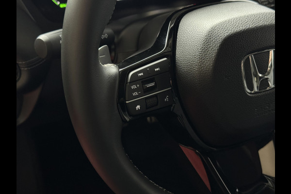 Honda Zr-V 2.0 e:HEV 184 PK STOELVERW CAMERA CARPLAY SPORT ELEK.STOEL PDC Platinum White Pearl