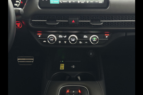 Honda Zr-V 2.0 e:HEV 184 PK STOELVERW CAMERA CARPLAY SPORT ELEK.STOEL PDC Platinum White Pearl