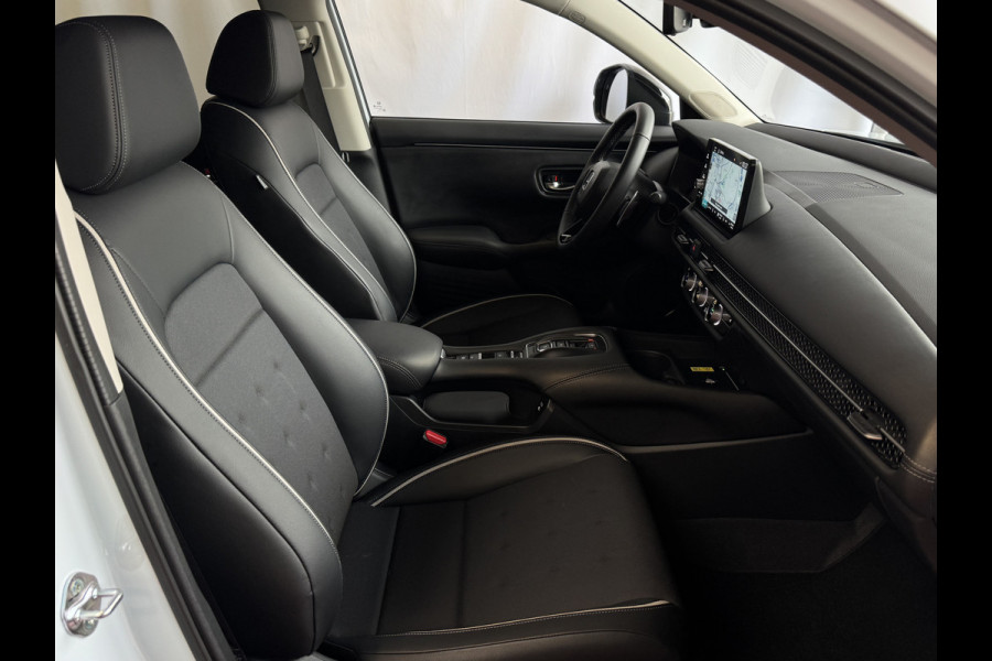 Honda Zr-V 2.0 e:HEV 184 PK STOELVERW CAMERA CARPLAY SPORT ELEK.STOEL PDC Platinum White Pearl