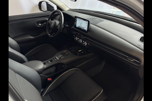 Honda Zr-V 2.0 e:HEV 184 PK STOELVERW CAMERA CARPLAY SPORT ELEK.STOEL PDC Platinum White Pearl