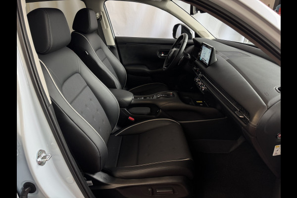 Honda Zr-V 2.0 e:HEV 184 PK STOELVERW CAMERA CARPLAY SPORT ELEK.STOEL PDC Platinum White Pearl