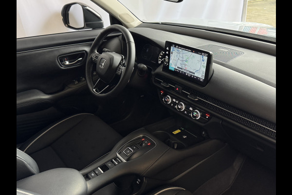 Honda Zr-V 2.0 e:HEV 184 PK STOELVERW CAMERA CARPLAY SPORT ELEK.STOEL PDC Platinum White Pearl