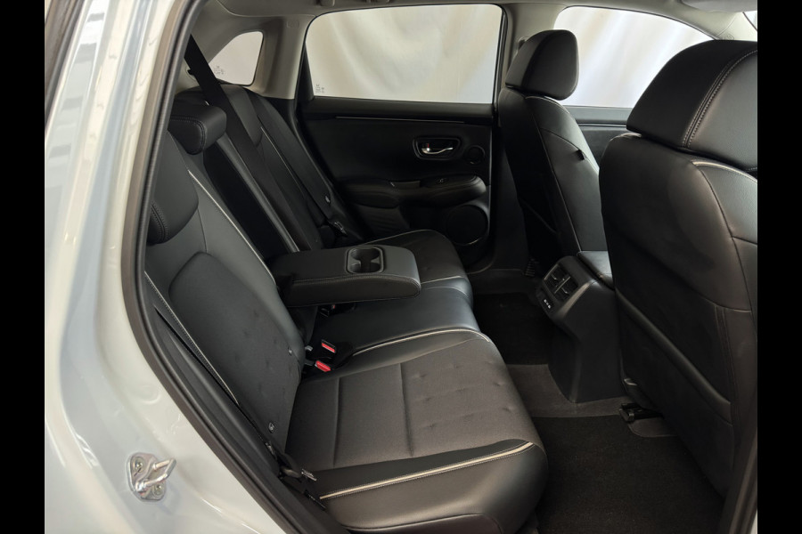 Honda Zr-V 2.0 e:HEV 184 PK STOELVERW CAMERA CARPLAY SPORT ELEK.STOEL PDC Platinum White Pearl