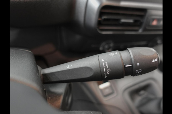 Peugeot Partner 1.5 BlueHDi 100pk L2 Airco Cruise control Trekhaak Parkeersensoren Bluetooth