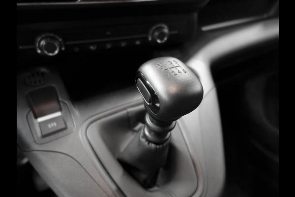 Peugeot Partner 1.5 BlueHDi 100pk L2 Airco Cruise control Trekhaak Parkeersensoren Bluetooth