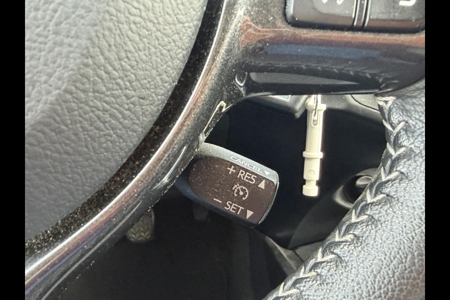 Toyota Yaris 1.0 VVT-i Comfort | Garantie tot 05-2029! | Navigatie | Achteruitrij Camera | Cruise Control |