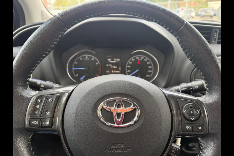 Toyota Yaris 1.0 VVT-i Comfort | Garantie tot 05-2029! | Navigatie | Achteruitrij Camera | Cruise Control |
