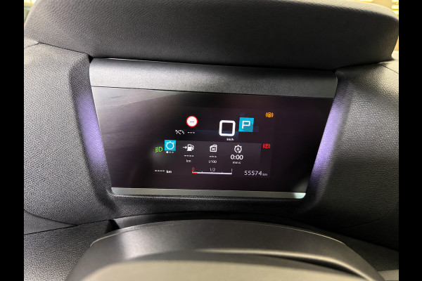 Citroën C4 1.2 Puretech Feel Pack 55.000 KM - AUTOMAAT I Navigatie / Apple CarPlay I LED I PDC I Sport velgen I Dealer onderhouden