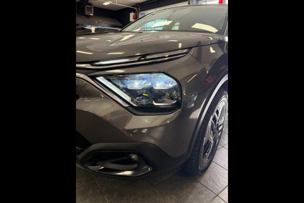 Citroën C4 1.2 Puretech Feel Pack 55.000 KM - AUTOMAAT I Navigatie / Apple CarPlay I LED I PDC I Sport velgen I Dealer onderhouden