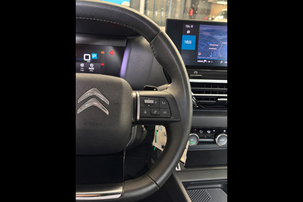 Citroën C4 1.2 Puretech Feel Pack 55.000 KM - AUTOMAAT I Navigatie / Apple CarPlay I LED I PDC I Sport velgen I Dealer onderhouden